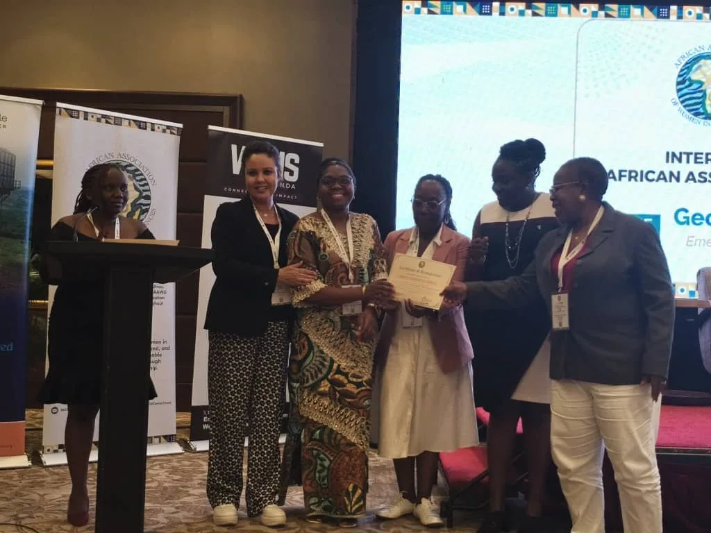 Remise des certificats de participation